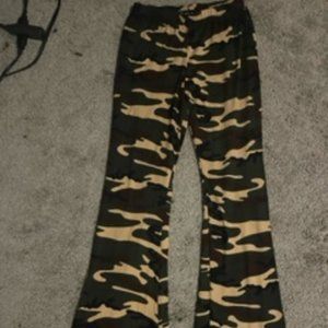 Camouflauge Flare Leggings